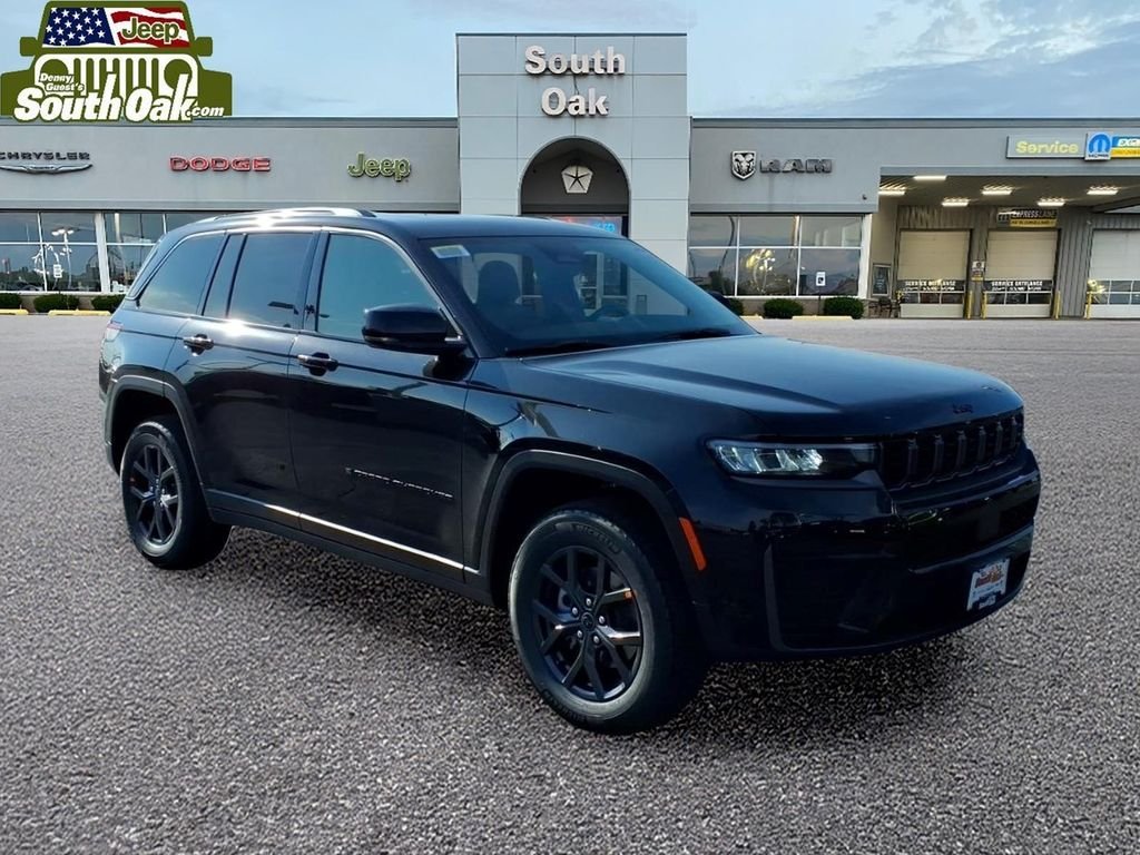 New 2027 High-Gloss Black Paint Jeep Laredo Altitude image 1