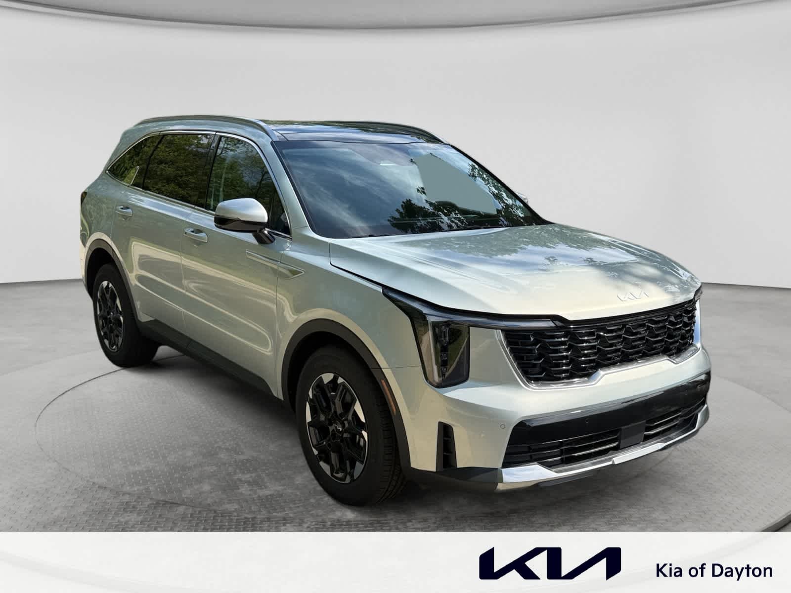 New 2026 Ivory Silver Kia S image 3