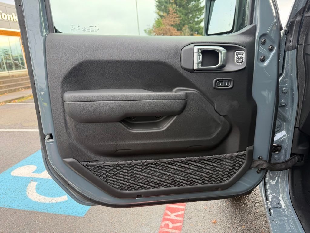 New 2026 Anvil Clearcoat Jeep Sport S image 11