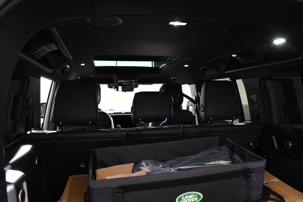 New 2026 Keswick Green Land Rover  image 24