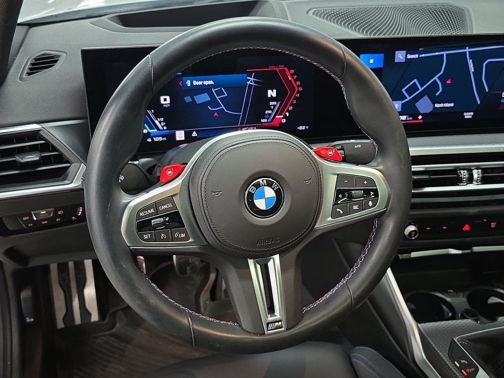 Used 2024 Alpine White BMW  image 31