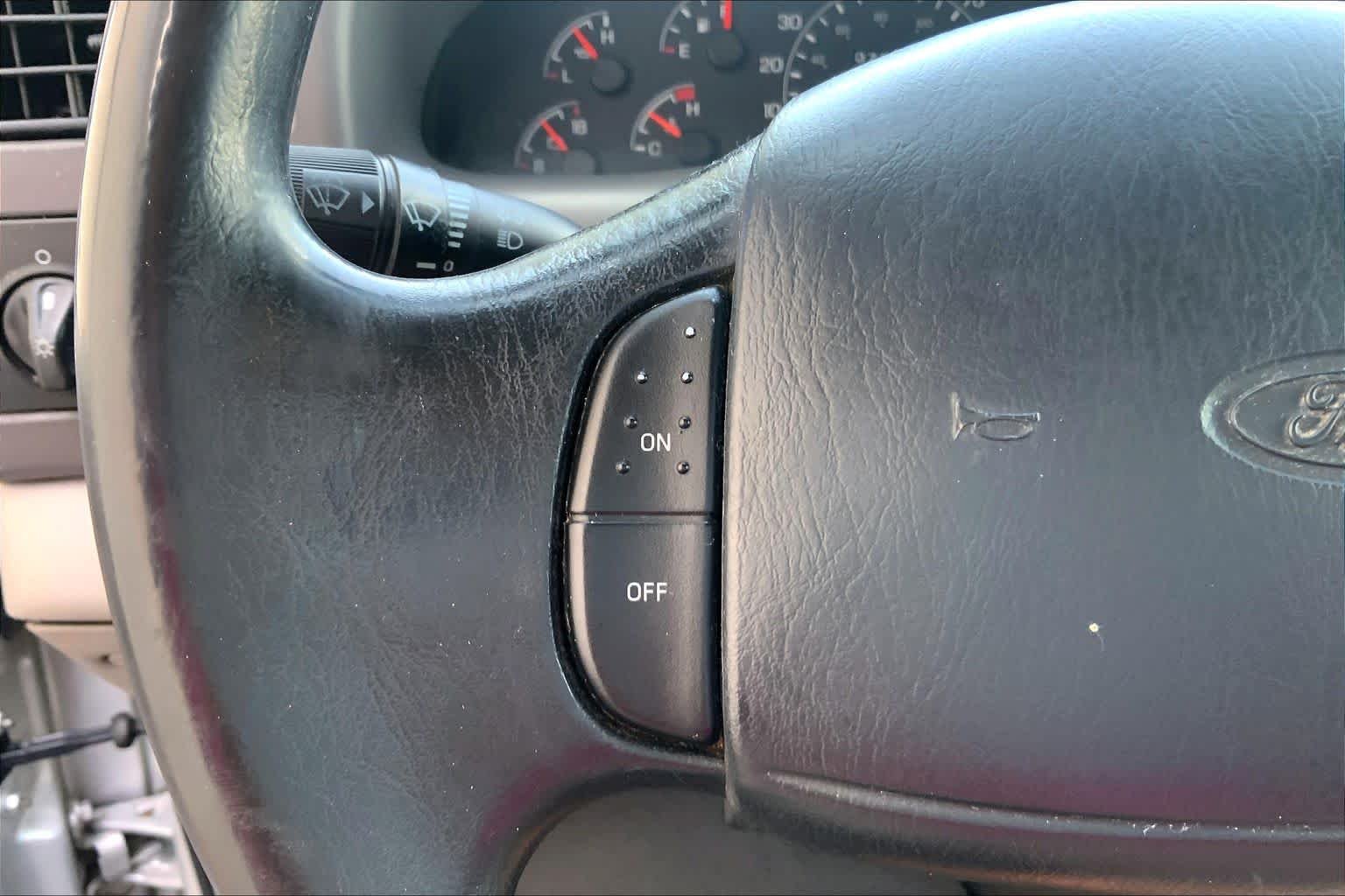 Used 2001 Platinum Ford XLT image 22