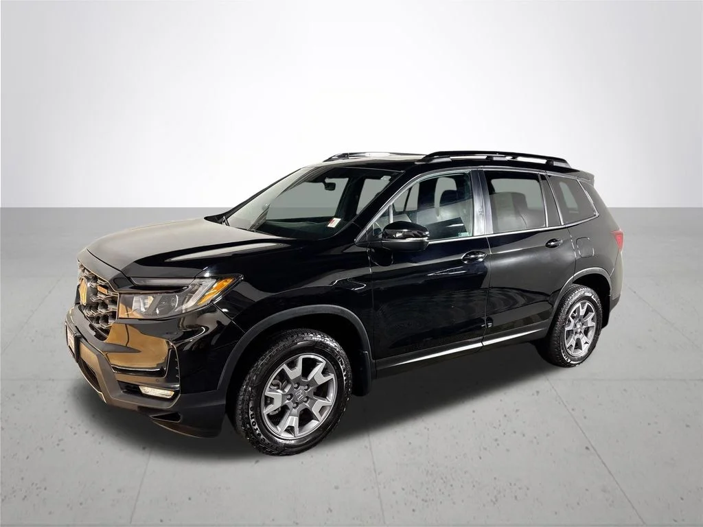 Certified Used 2022 Crystal Black Pearl Honda TrailSport image 2