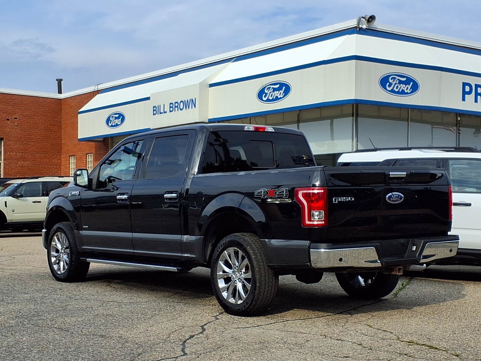 Used 2016 Ford F-150 XLT with VIN 1FTEW1EP3GFC73957 for sale in Livonia, MI