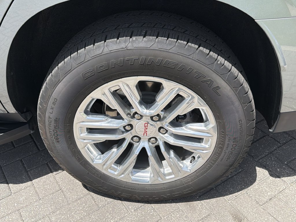 2023 GMC Yukon SLT - Photo 36