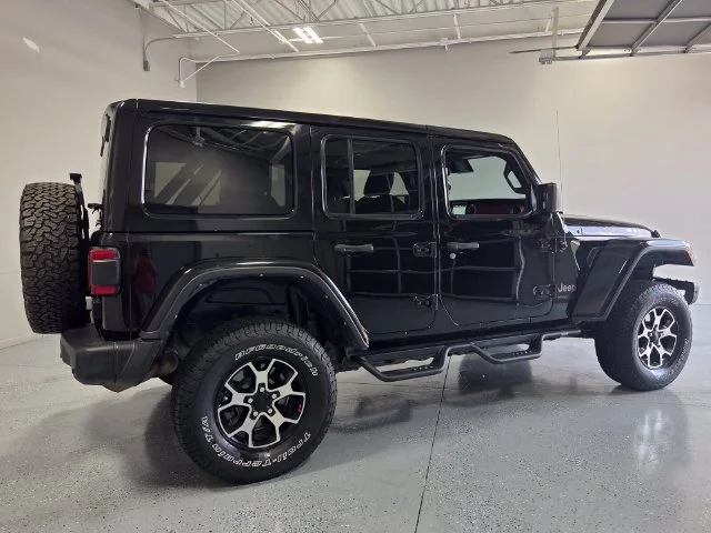 Used 2021 Black Jeep Unlimited Rubicon image 12