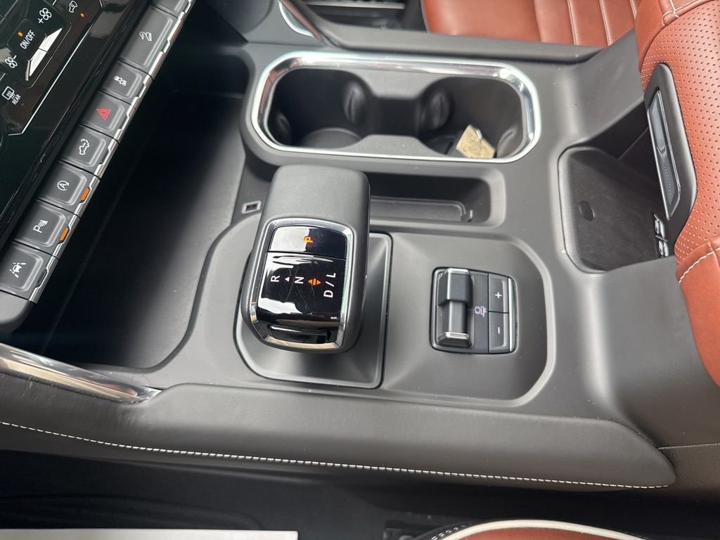 Used 2025 Black GMC Denali Ultimate image 45