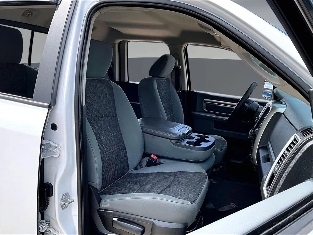 Used 2020 White Ram Warlock image 31