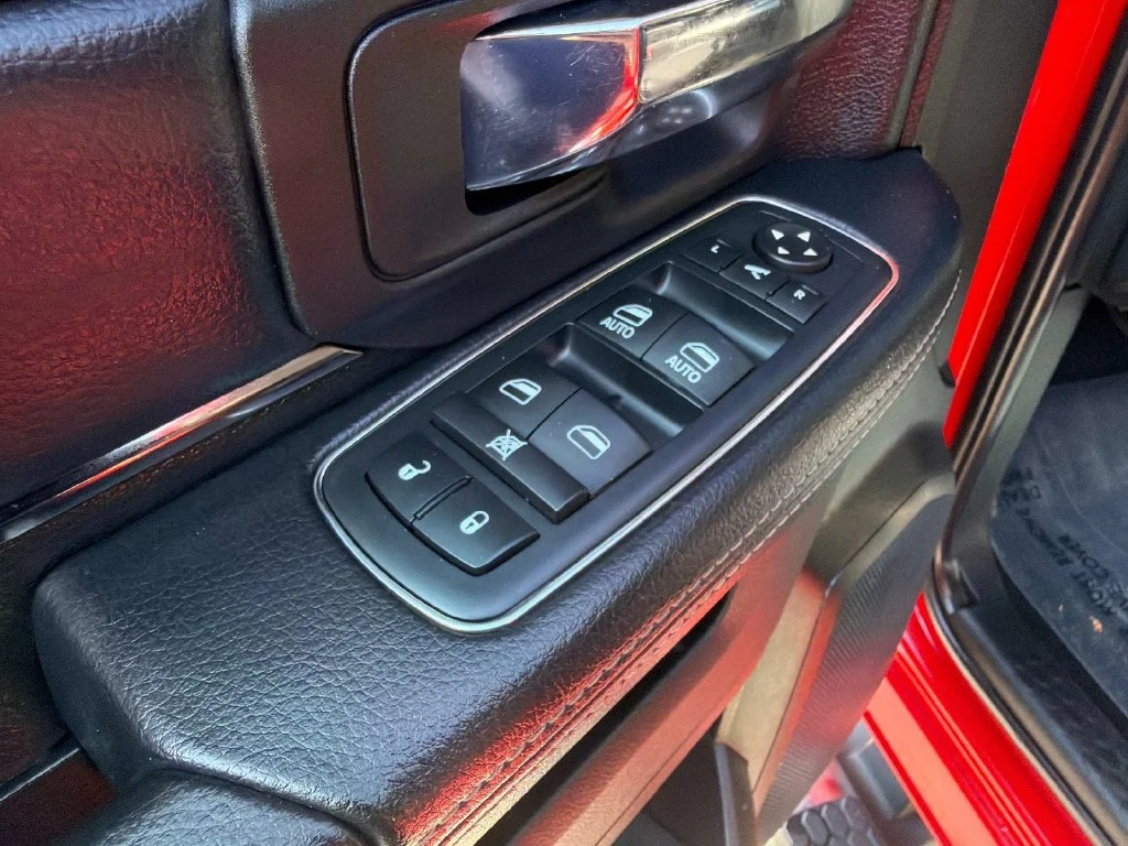 Used 2016 Red Ram Sport image 19
