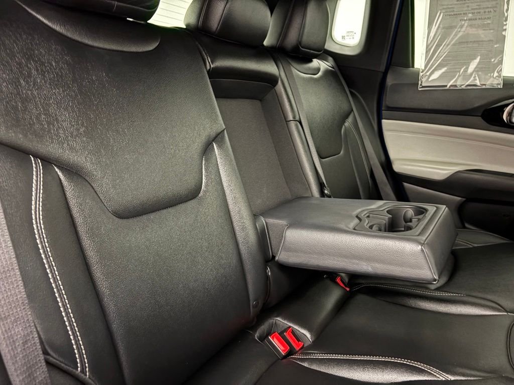 2025 Jeep Compass Limited - Photo 38