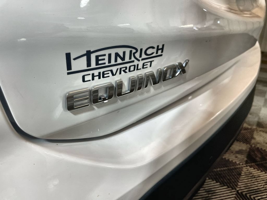 Used 2023 Summit White Chevrolet LT image 30