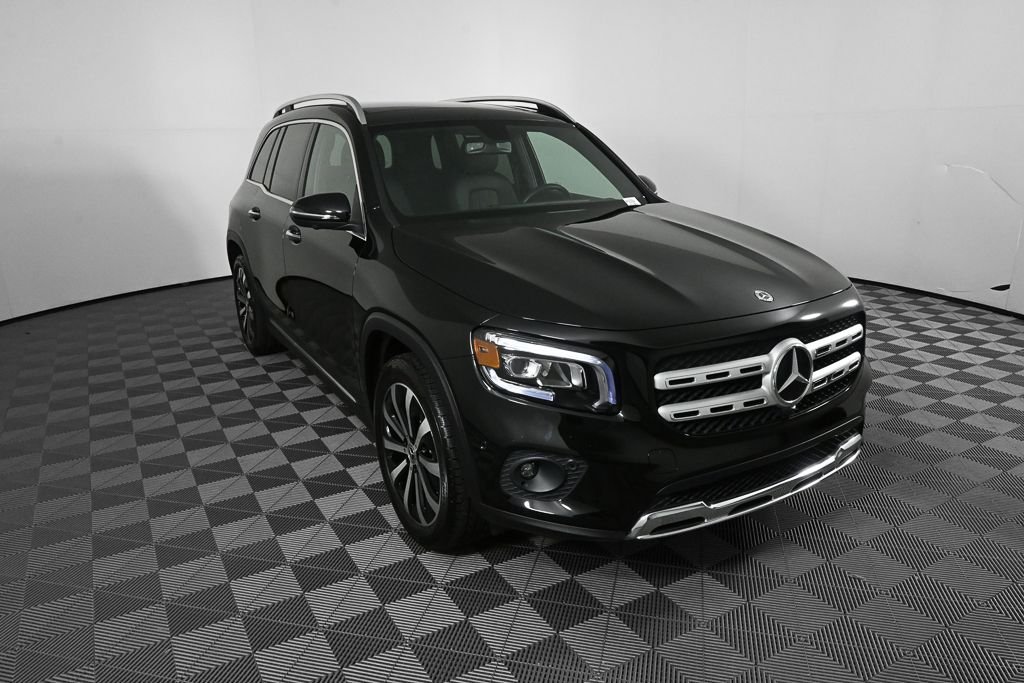 Certified Used 2022 Black Mercedes-Benz GLB 250 image 25