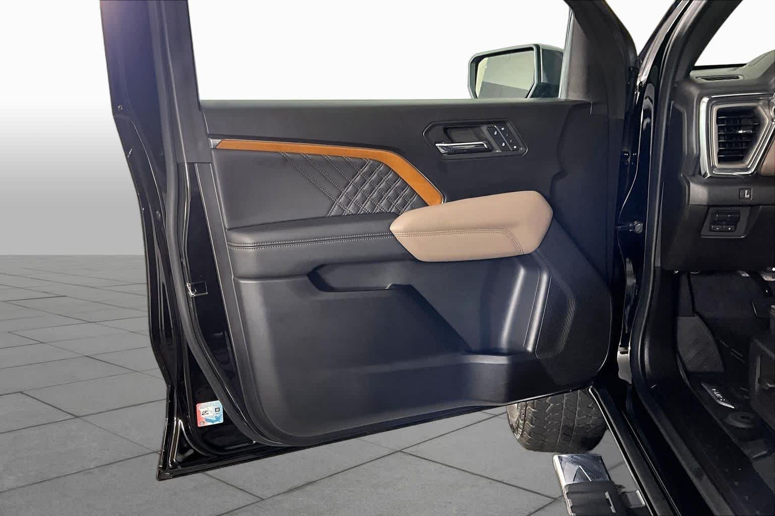 2023 GMC Canyon Denali - Photo 40