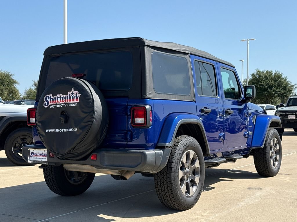 Used 2018 Blue Jeep Unlimited Sahara image 9