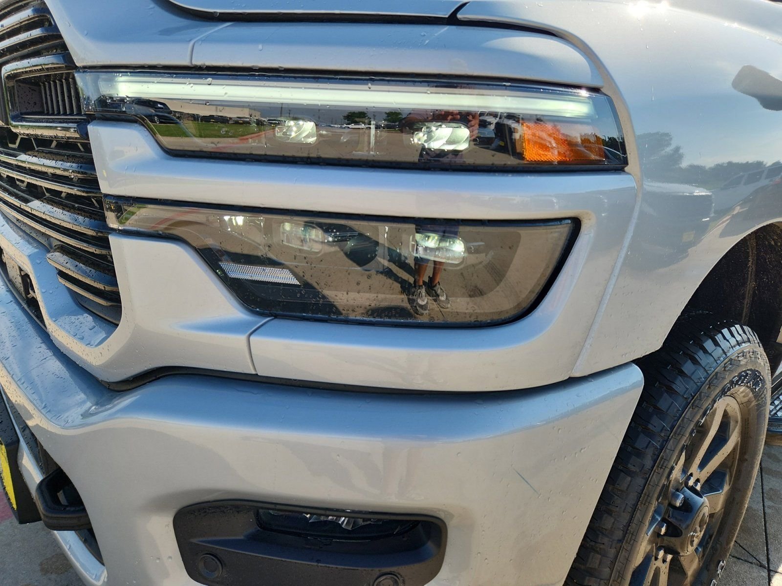 New 2026 Silver-Zynith Exterior Paint RAM Laramie image 9