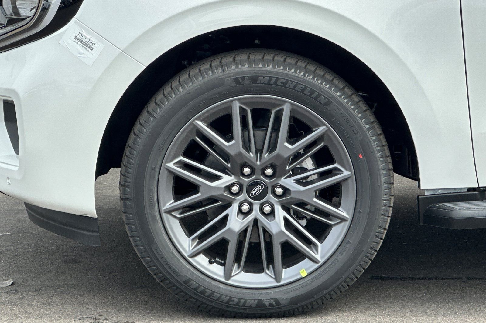 New 2026 White Ford Platinum image 25