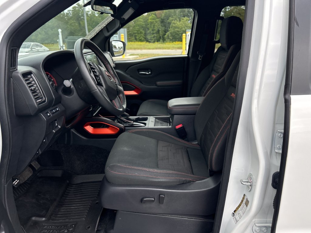 Used 2023 White Nissan PRO-4X image 13