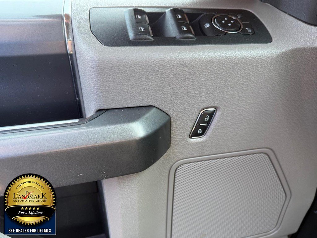 Used 2015 Magnetic Metallic Ford 2WD SuperCrew 145" XLT image 8