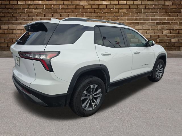 2025 Chevrolet Equinox LT photo 4