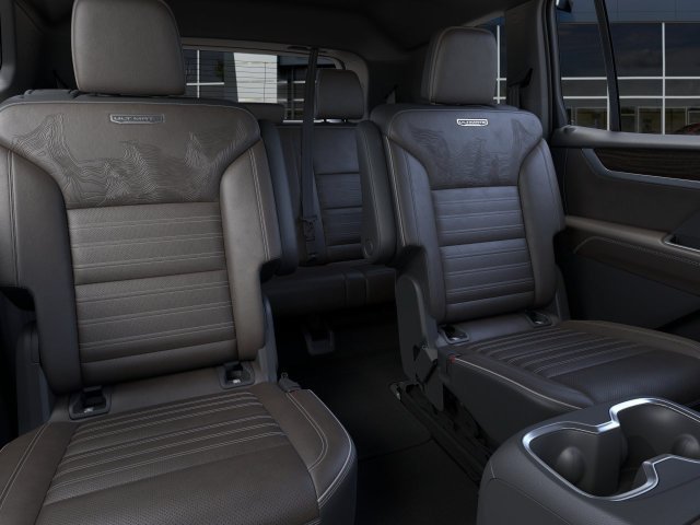 2027 GMC Acadia Denali Ultimate - Photo 17