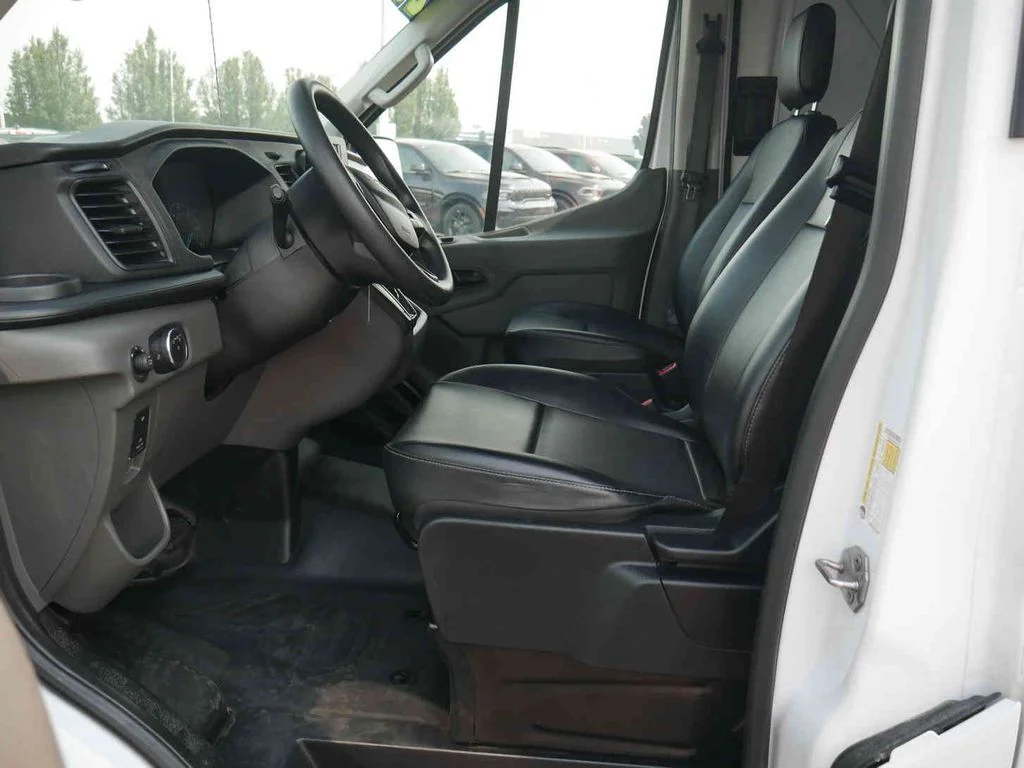 Used 2025 White Ford Base image 23