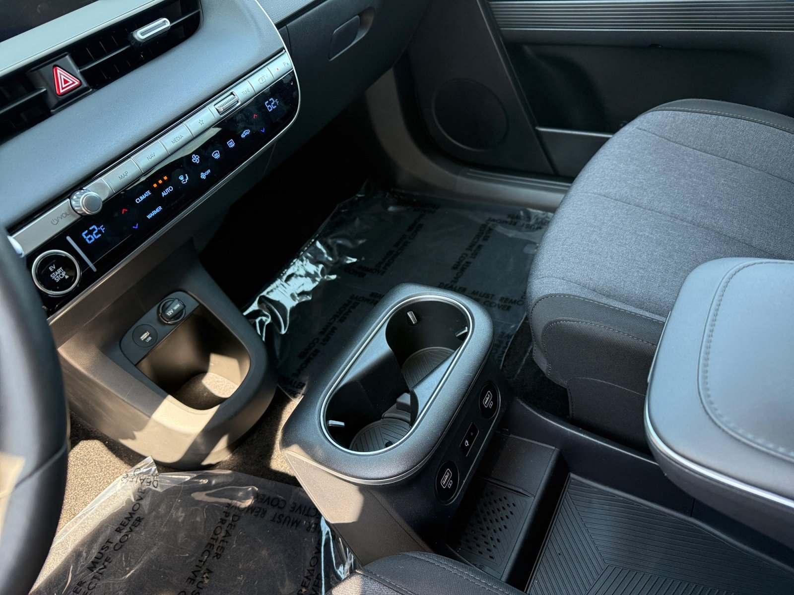 Used 2024 Blue Hyundai SEL image 13