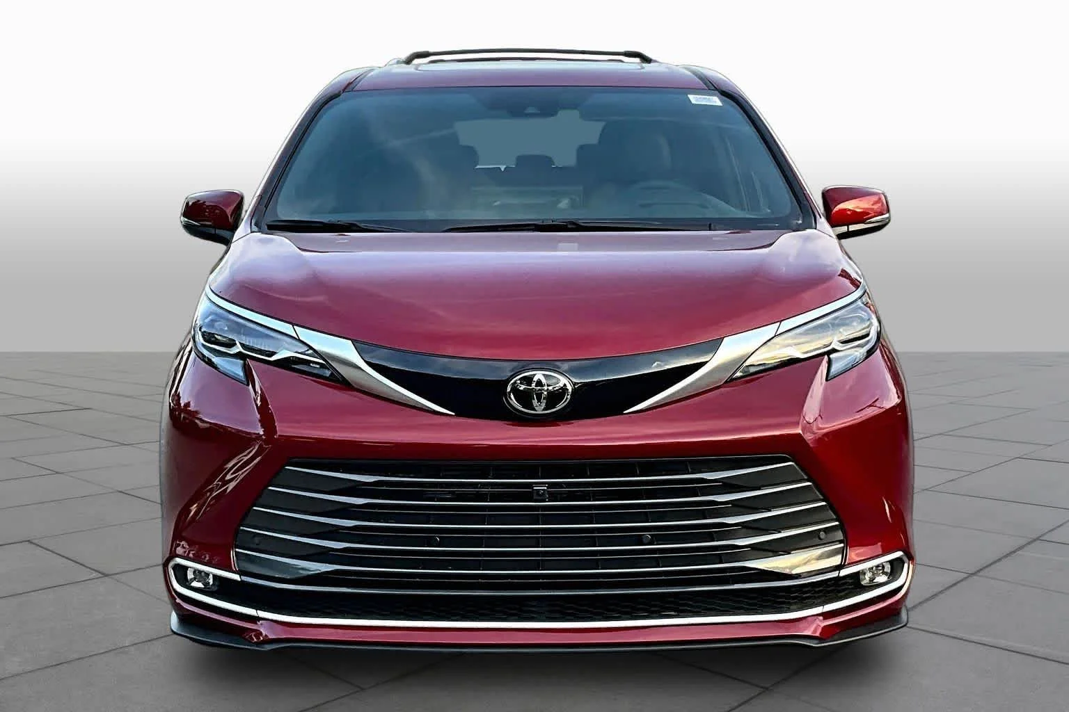 New 2026 Ruby Flare Pearl Toyota Platinum image 3