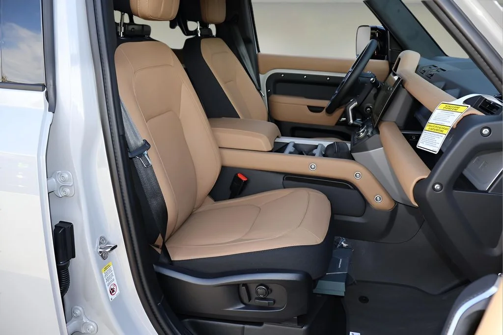 New 2026 Borasco Grey Land Rover X image 19