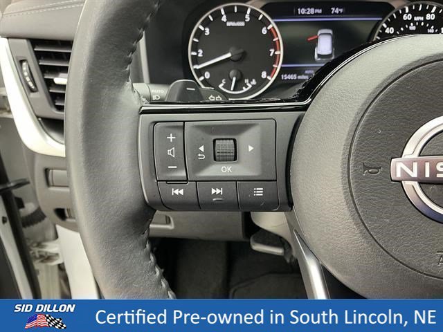 Used 2023 Pearl White Tricoat Nissan SV image 9