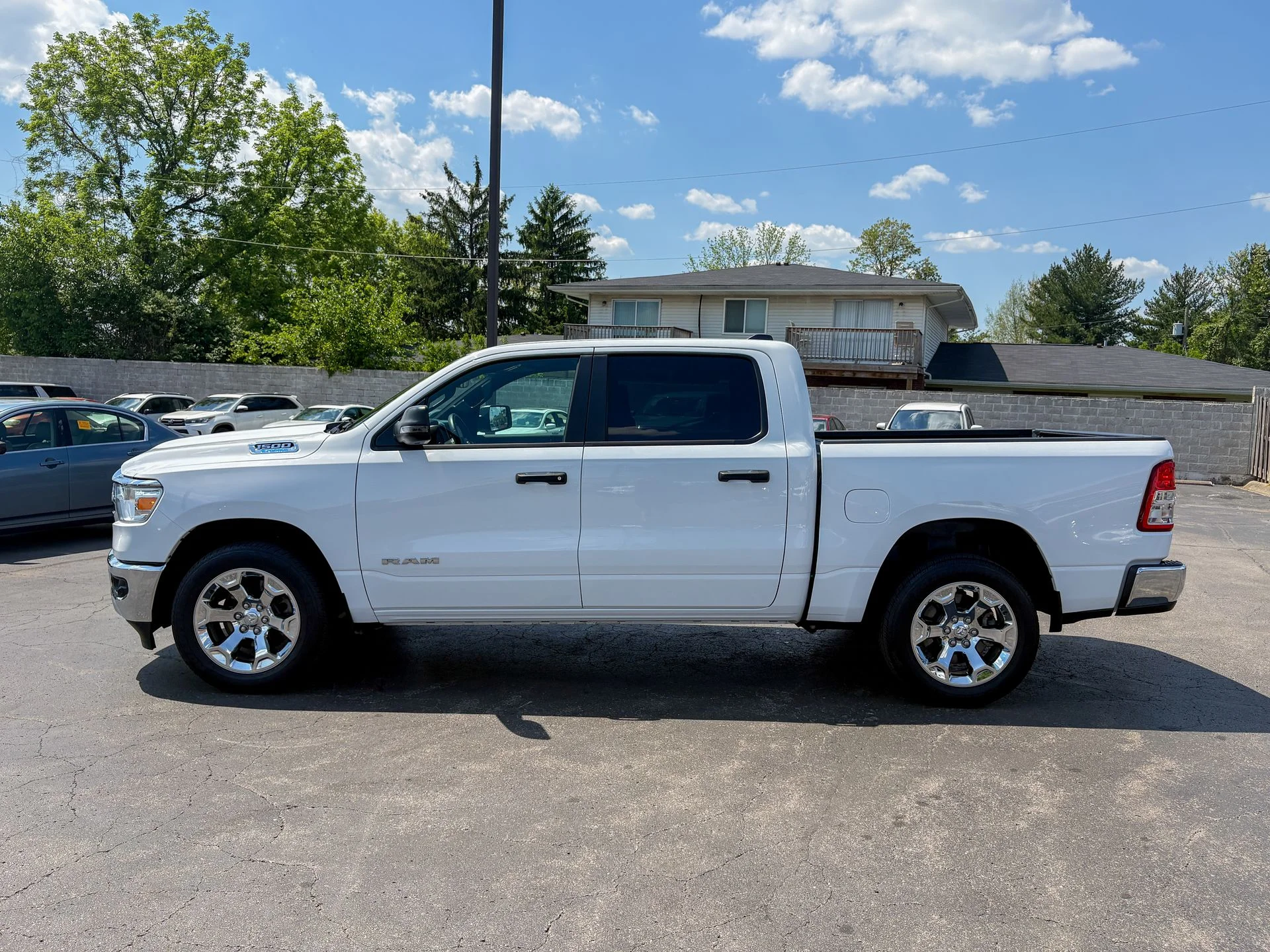 Used 2023 White Ram Big Horn/Lone Star image 8