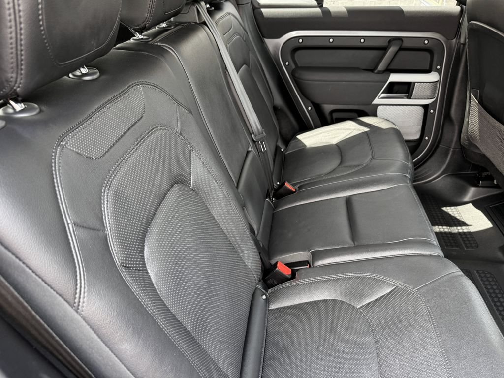 Used 2023 Gray Land Rover S image 31