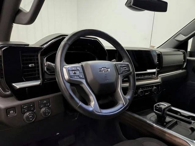 Used 2024 Gray Chevrolet RST image 17