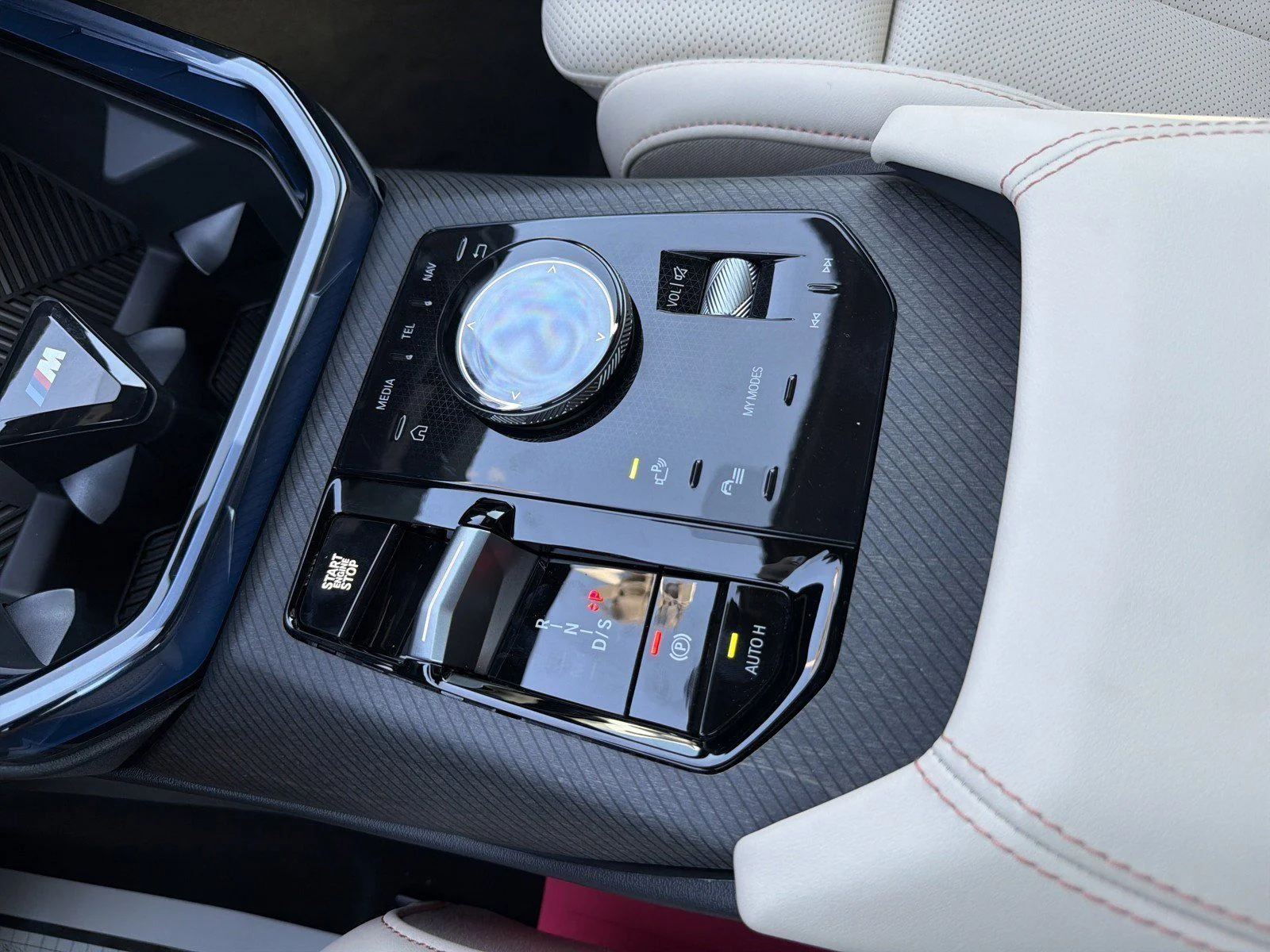 New 2026 Alpine White BMW 30 xDrive image 34