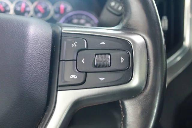 Used 2022 Red Chevrolet LT Trail Boss image 23