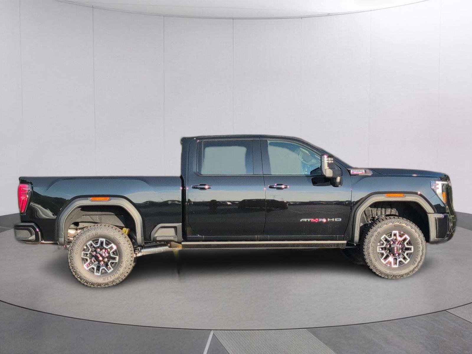 New 2026 Onyx Black GMC AT4X image 6
