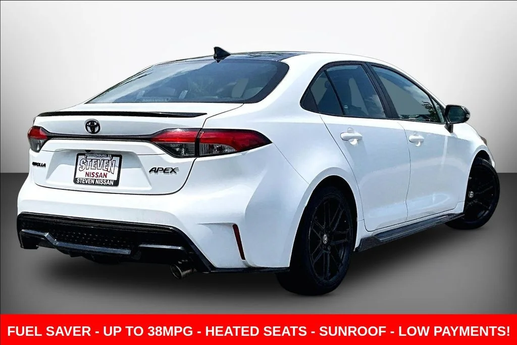 2022 Toyota Corolla XSE - Photo 6