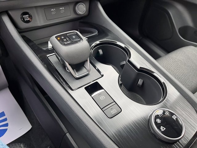 2026 Nissan Rogue SV - Photo 16
