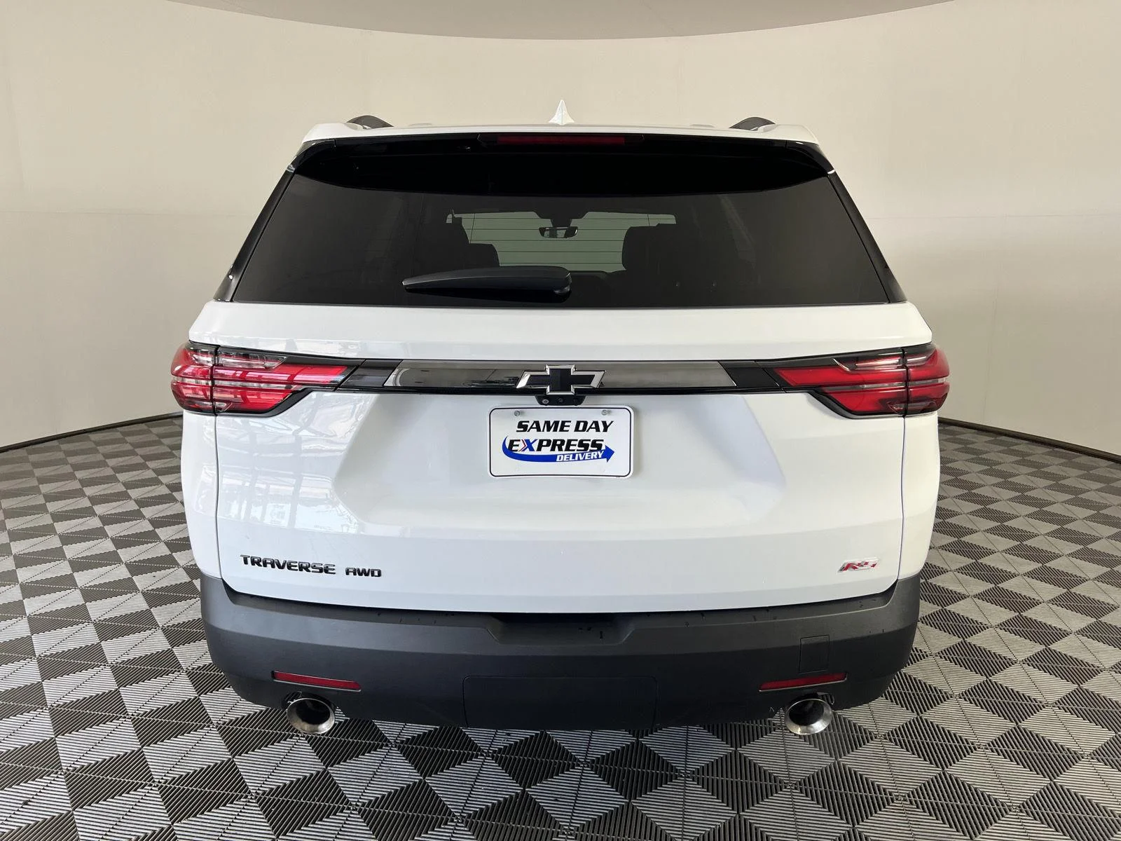 Used 2023 Summit White Chevrolet RS image 28