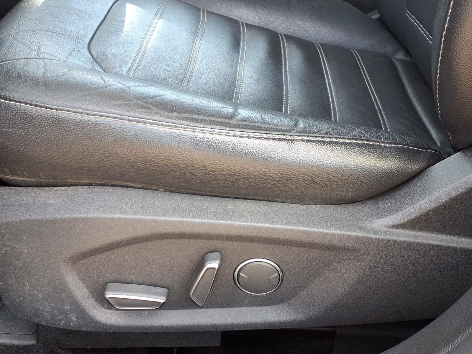 Used 2015 Bronze Fire Metallic Tinted Clearcoat Ford SE image 6