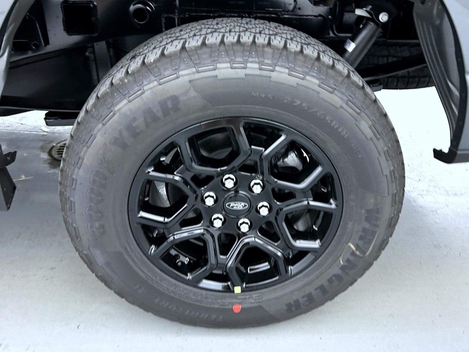 New 2026 Carbonized Gray Metallic Ford XLT image 23