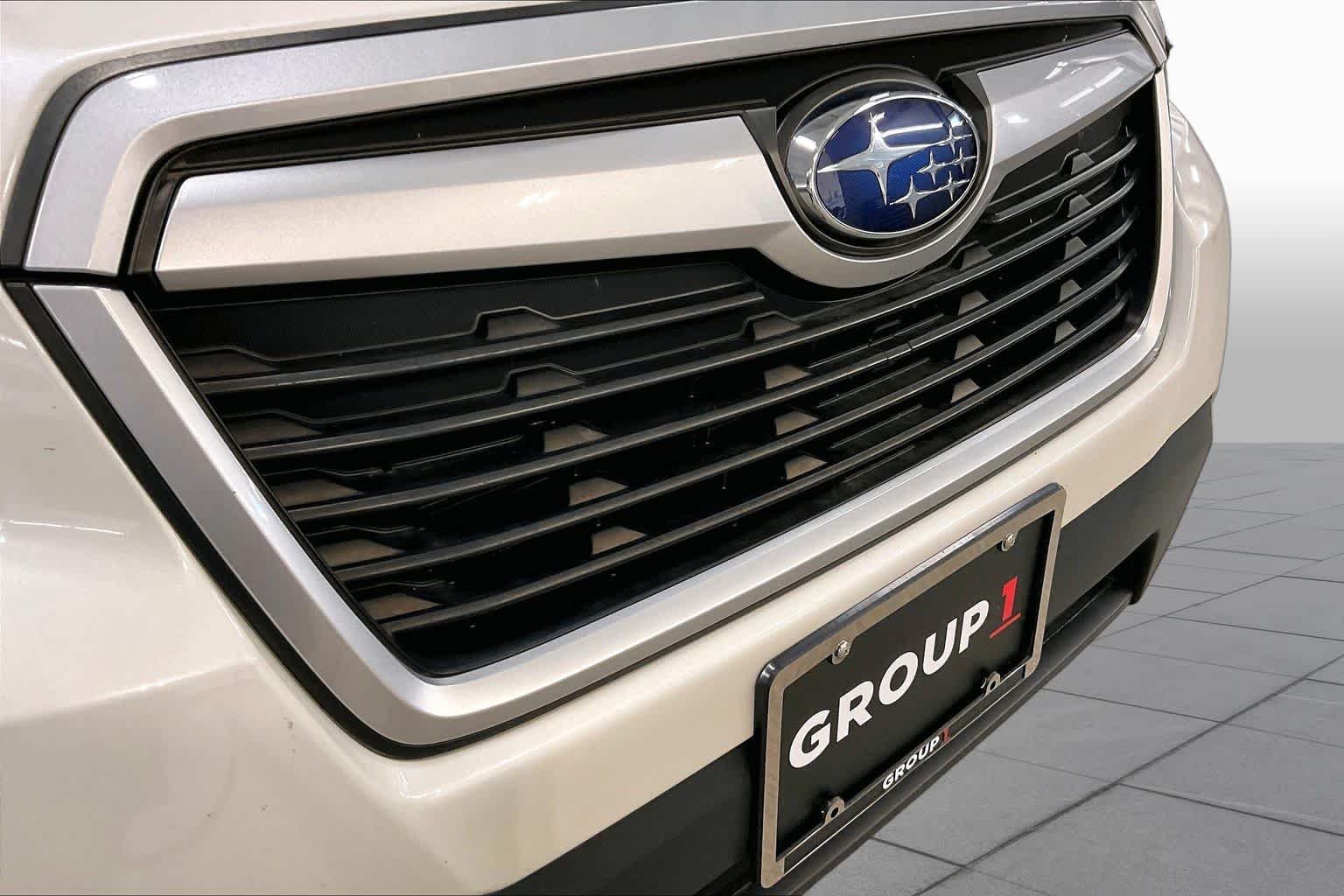 Used 2020 Crystal White Pearl Subaru  image 29