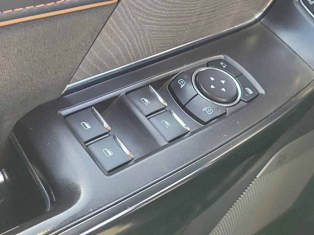 Used 2022 Carbonized Gray Metallic Ford Platinum image 29