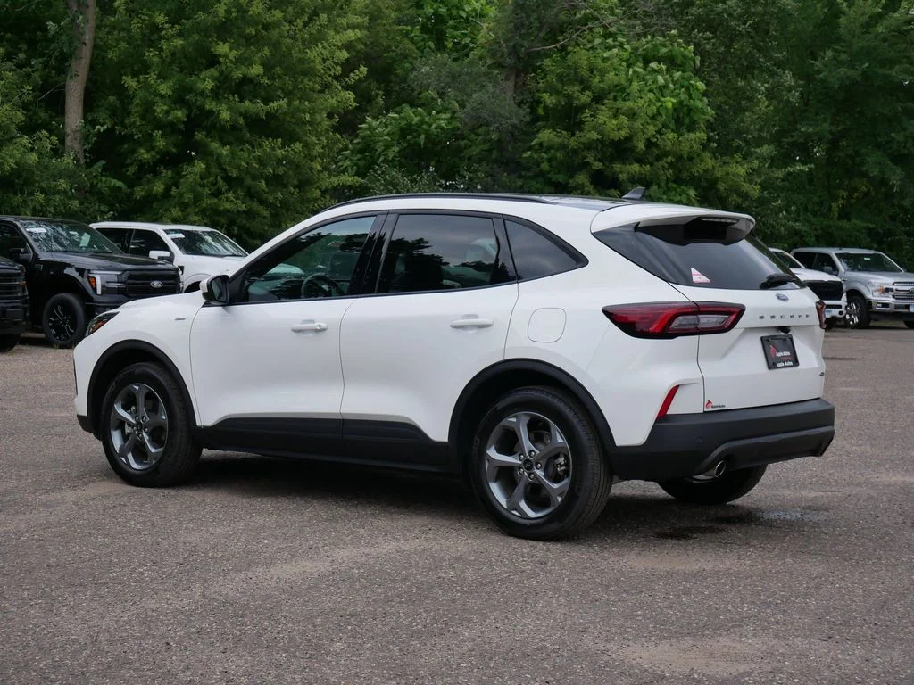 Used 2025 White Ford ST-Line Select image 4
