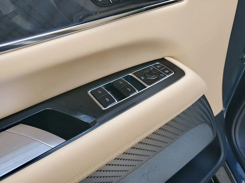 2026 Cadillac Escalade IQL Premium Sport - Photo 33