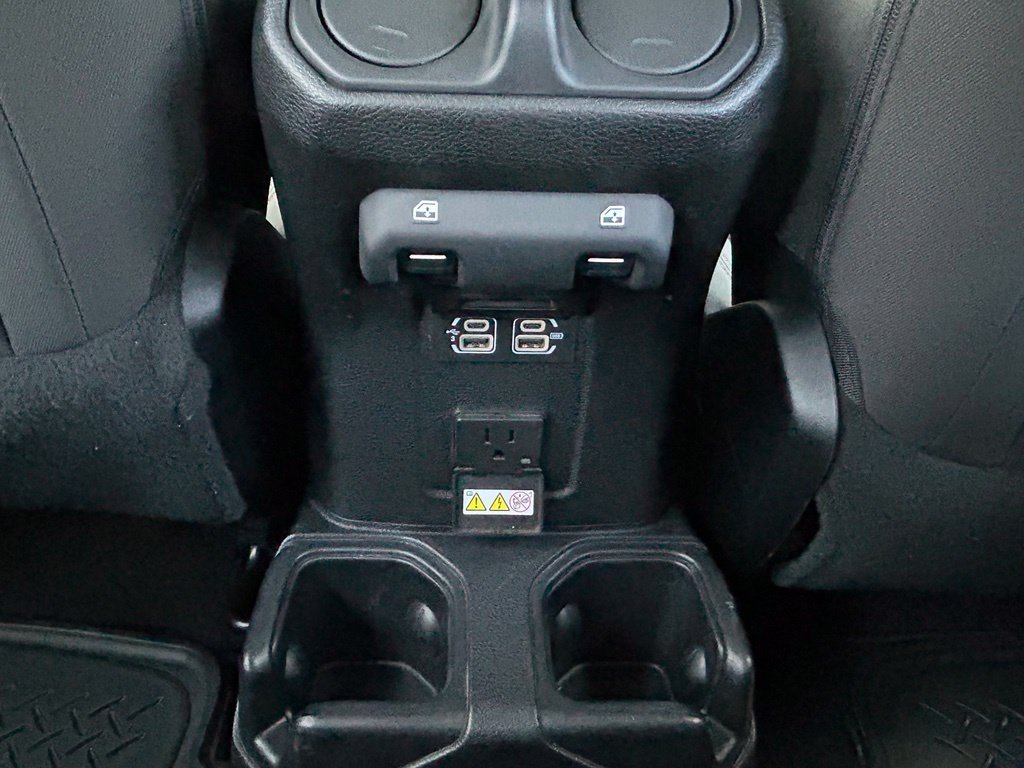 Used 2018 Gray Jeep Unlimited Sahara image 33
