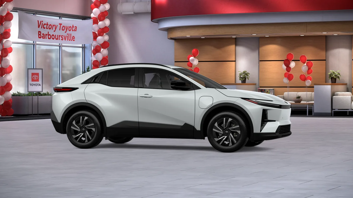 New 2026 Wind Chill Pearl Toyota SE image 45