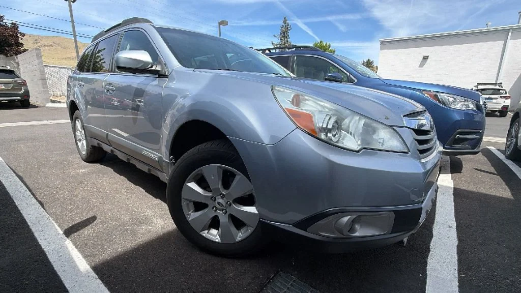 2012 Subaru Outback 2.5i Limited CVT PZEV's photo