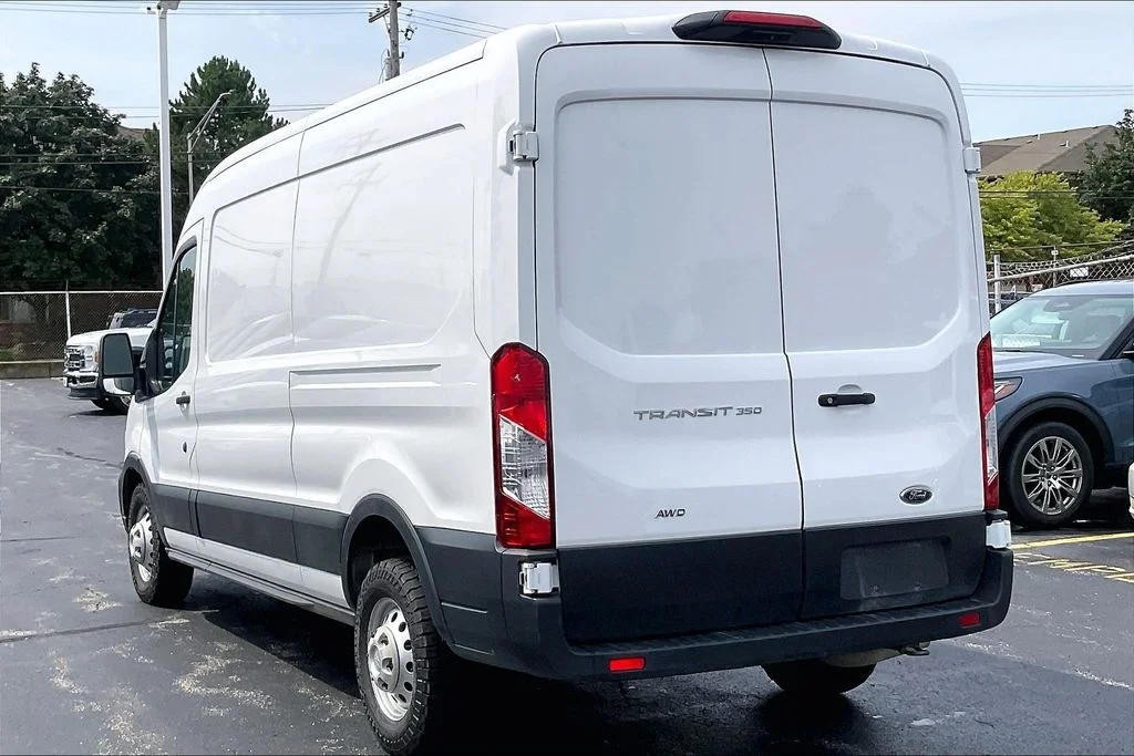 Used 2023 White Ford Base image 10