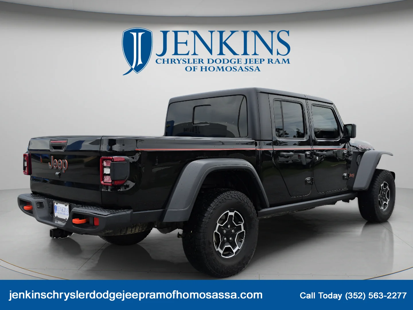 Used 2023 Black Clearcoat Jeep Mojave image 5