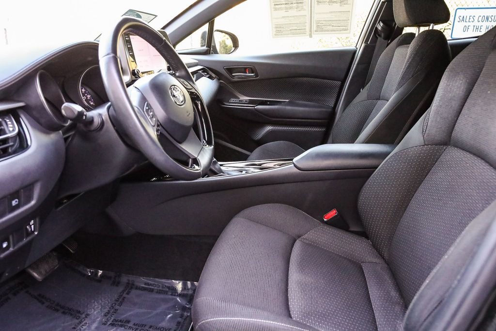 Used 2019 Black Sand Pearl Toyota XLE image 17